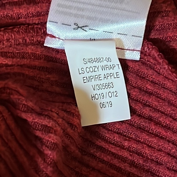 Old Navy Wrap Sweater top - Picture 5 of 7